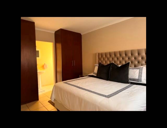 3 BEDROOM APARTMENT FOR SALE IN WATERVAL EAST